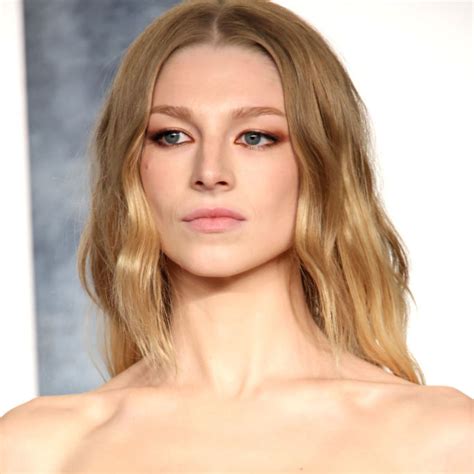 hunter schafer bandeau top.